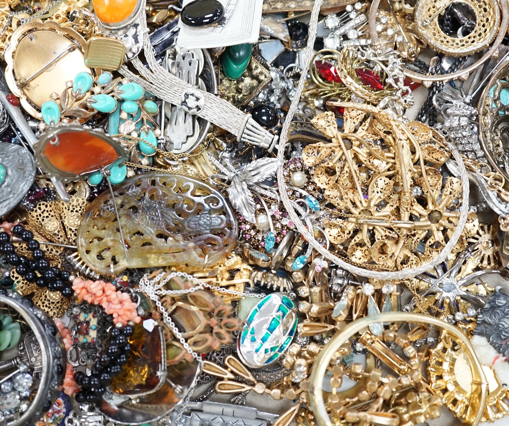 A large quantity of assorted costume jewellery.